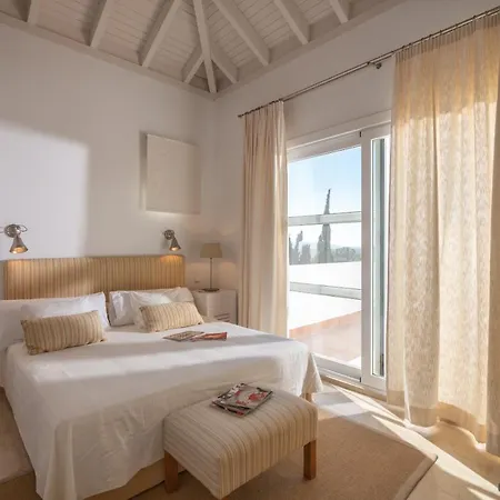 Oleandro Villa *